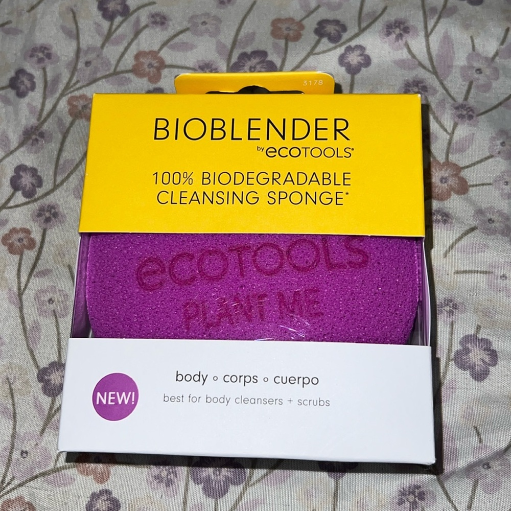 BRAND NEWW LARGE BIOBLENDER BY ECOTOOLS